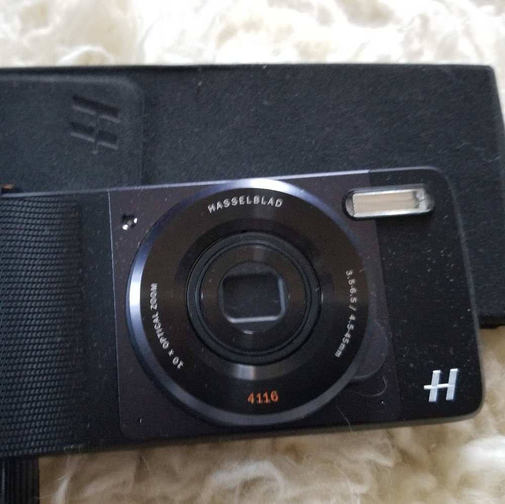 Hasselblad 10x optical zoom Motomod